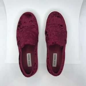 Steve Madden Slip Ons